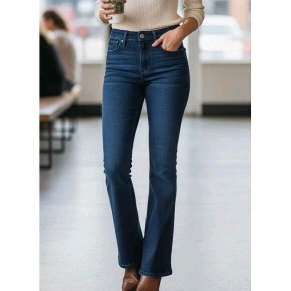 Hollister Size 26x29 3R High-Rise Flare Jeans Soft Stretch Denim Boho Casual - Picture 1 of 9